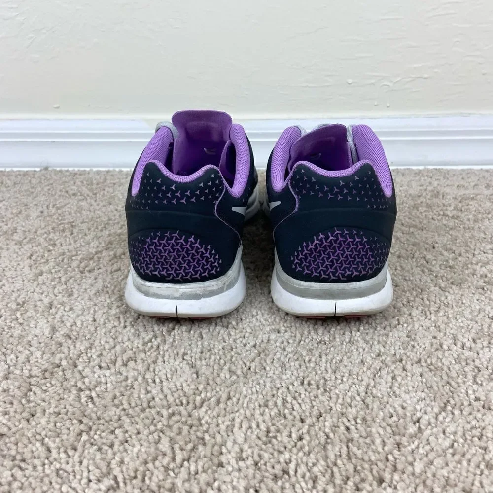 Nike Free TR 5 Women’s Training Shoes - Black & Purple